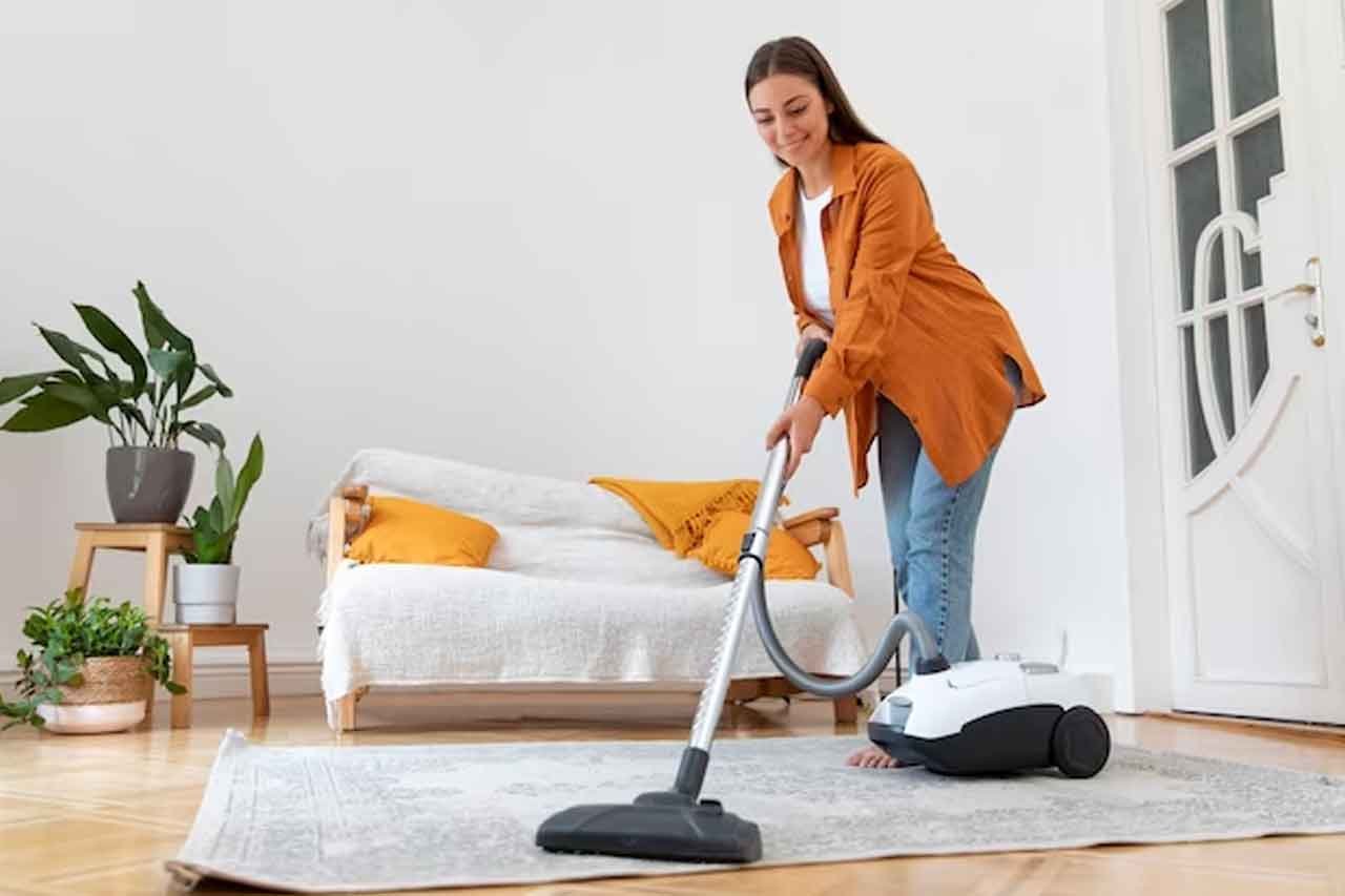 Oops! 5 Vacuuming Blunders That Make Your Home Dirtier - House Keeping ...