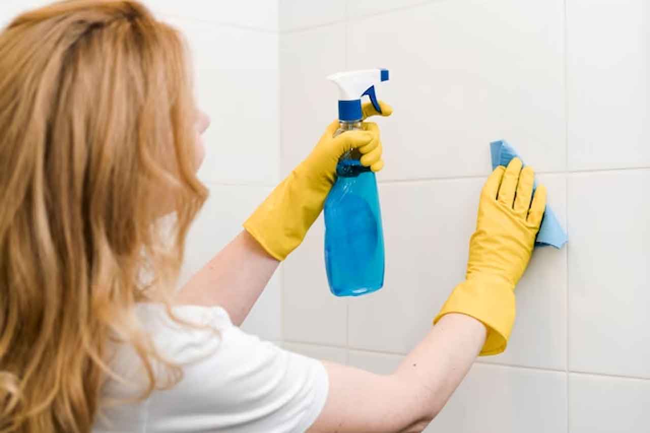 How to clean bathroom walls House Keeping World